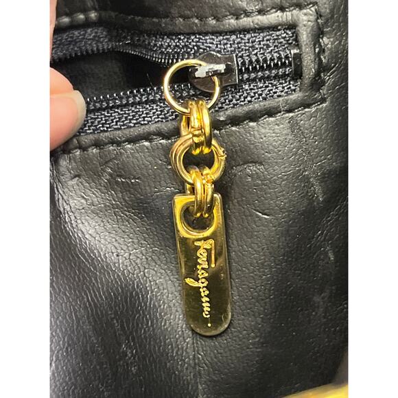 Salvatore Ferragamo Black Linen Canvas Bucket Bag With Snakeskin Embossed Trim - Picture 4 of 11